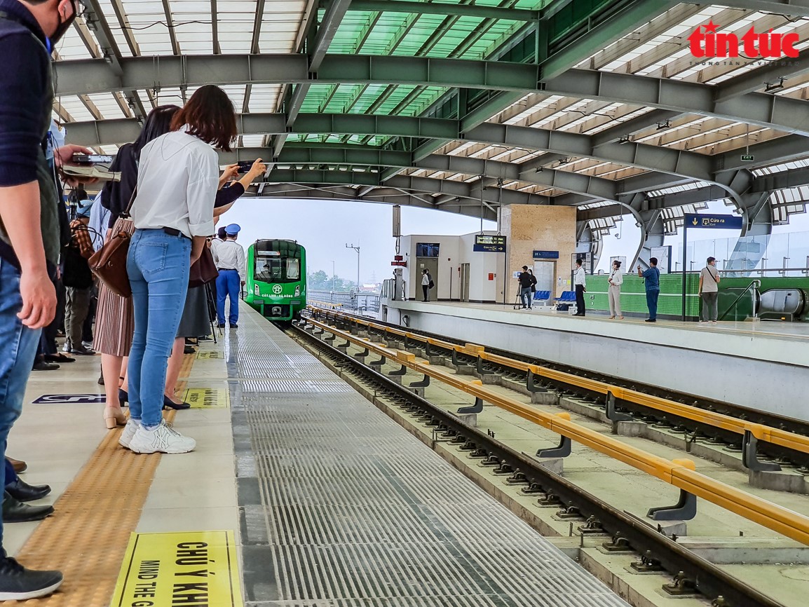 ベトナムでは電車に乗ったことがない人が多く